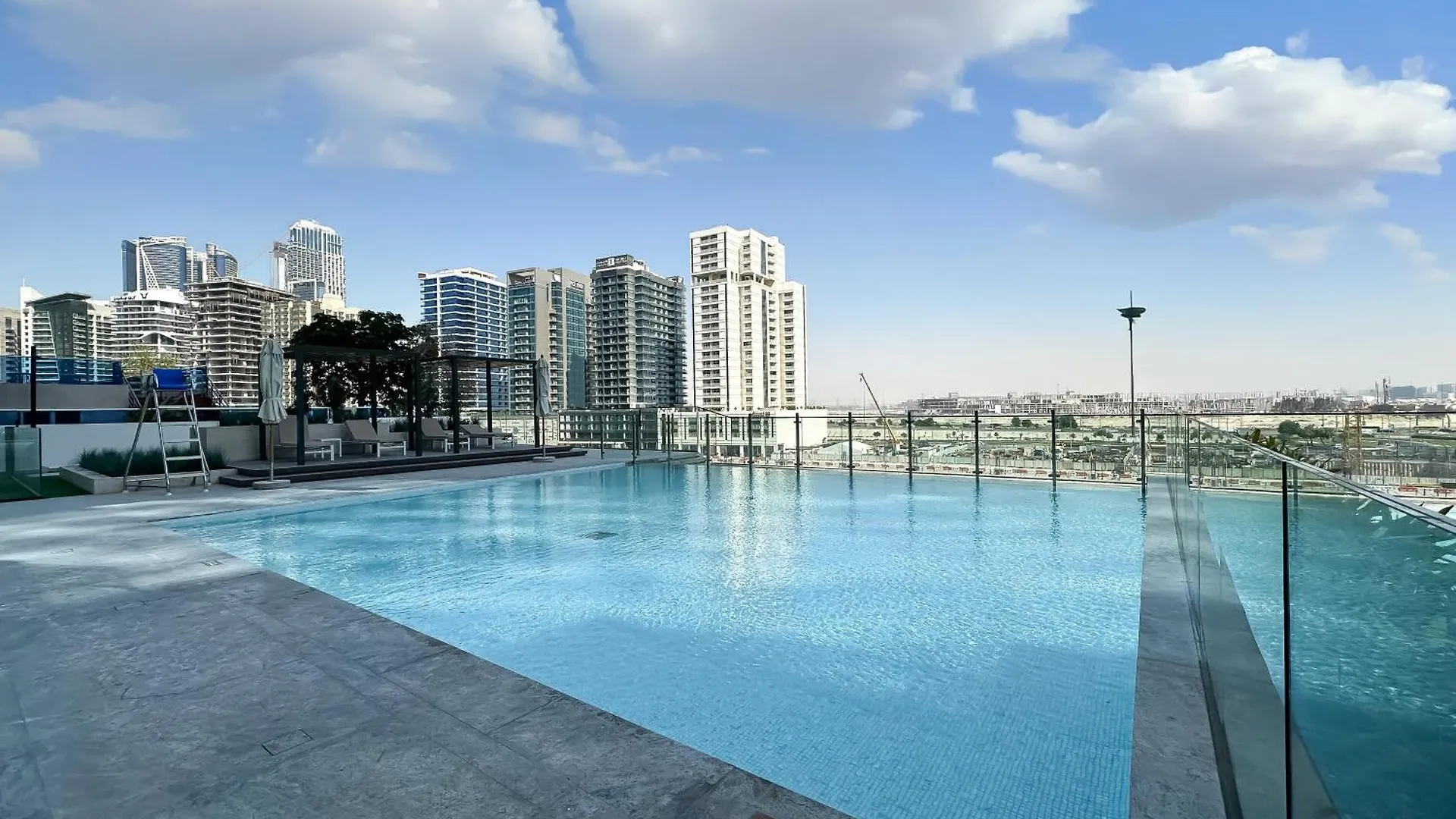 Elegant Getaway W Stunning Pool Canal Views Dubai 0*,  United Arab Emirates
