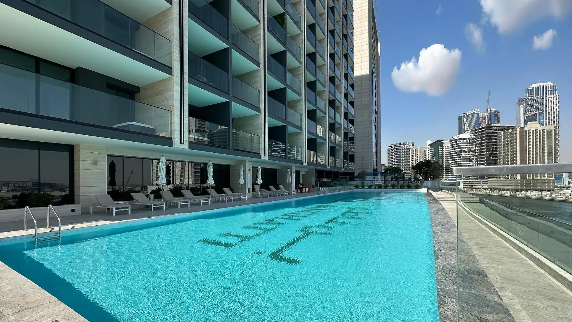 Elegant Getaway W Stunning Pool Canal Views Dubai